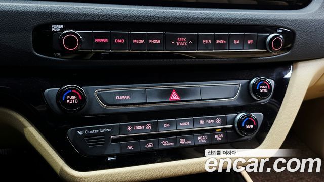 Kia Canival 2016 — photo 33