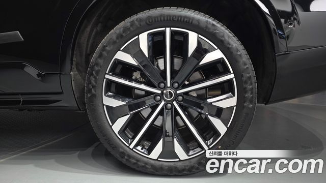 Volvo XC90 2026 — photo 7