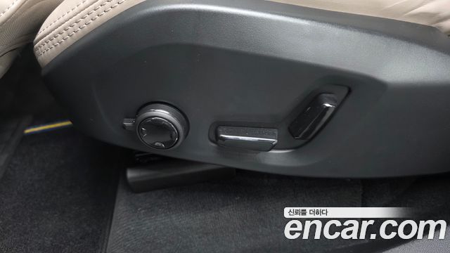 Volvo XC90 2026 — photo 32