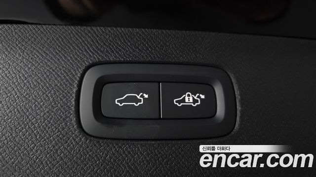 Volvo XC90 2026 — photo 38