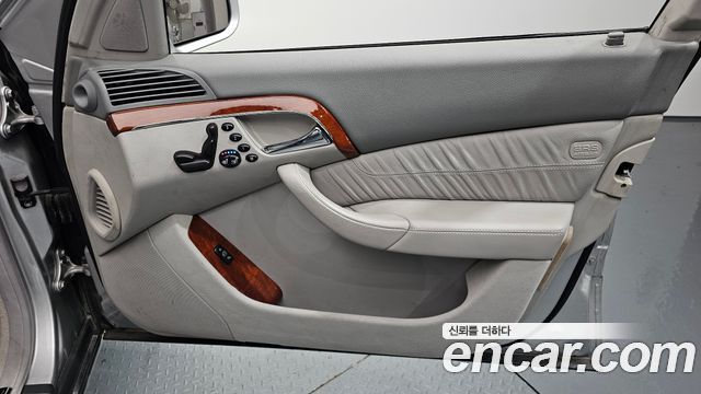 Mercedes-Benz S-Class 2003 — photo 14