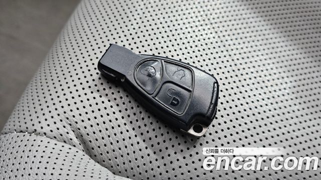 Mercedes-Benz S-Class 2003 — photo 29