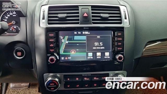 Kia Mohave 2018 — photo 10