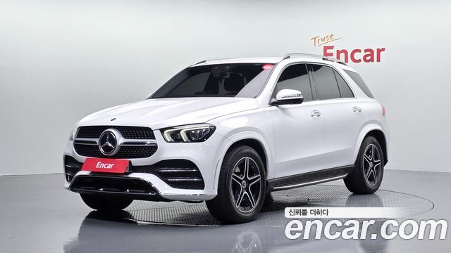 Mercedes-Benz GLE-Class 2019 — photo 1