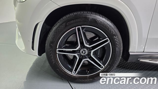Mercedes-Benz GLE-Class 2019 — photo 5