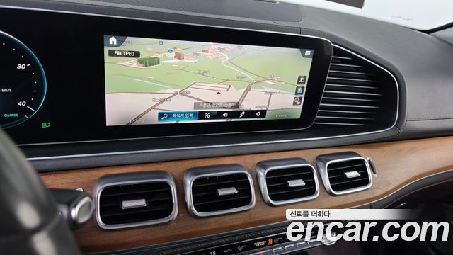Mercedes-Benz GLE-Class 2019 — photo 20