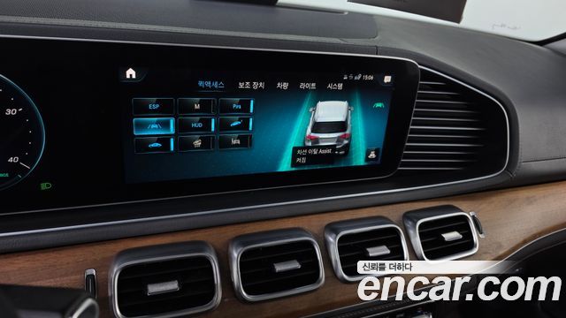 Mercedes-Benz GLE-Class 2019 — photo 22