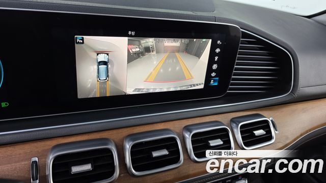 Mercedes-Benz GLE-Class 2019 — photo 23