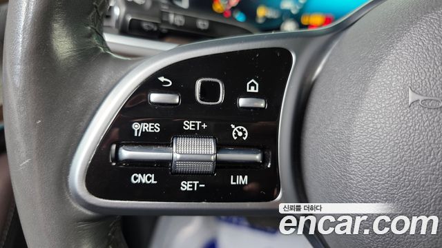 Mercedes-Benz GLE-Class 2019 — photo 25