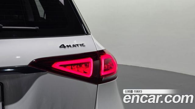 Mercedes-Benz GLE-Class 2019 — photo 9