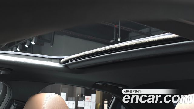 Mercedes-Benz E-Class 2023 — photo 25