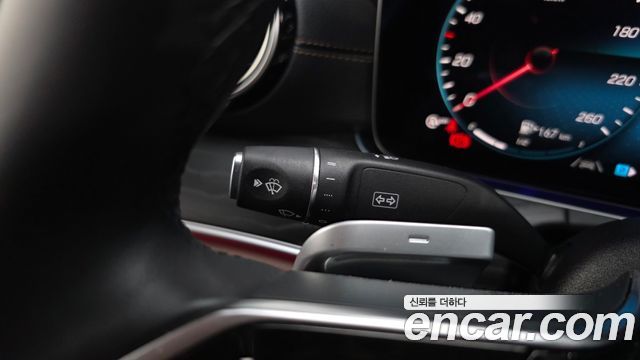 Mercedes-Benz E-Class 2023 — photo 35