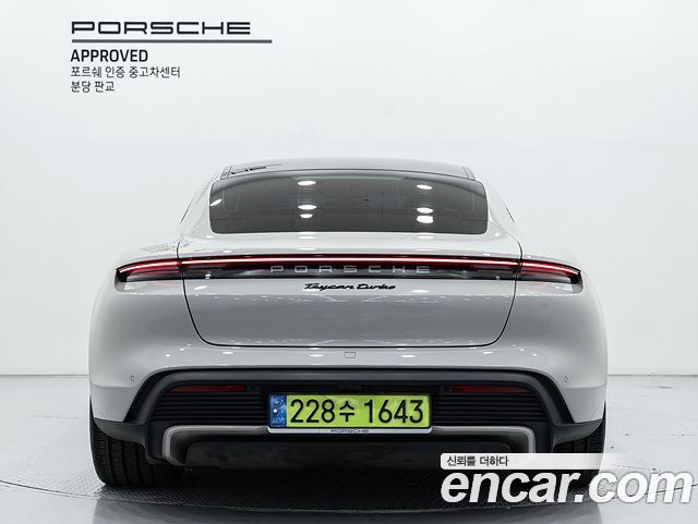 Porsche Taycan 2024 — photo 4