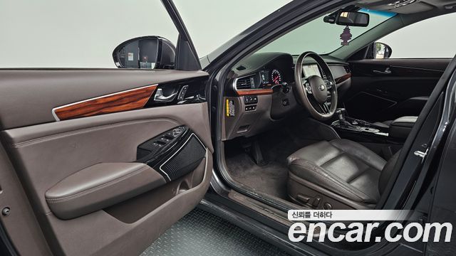 Kia K7 2017 — photo 13