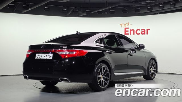 Hyundai Grandeur 2015 — photo 2