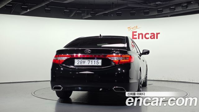 Hyundai Grandeur 2015 — photo 4