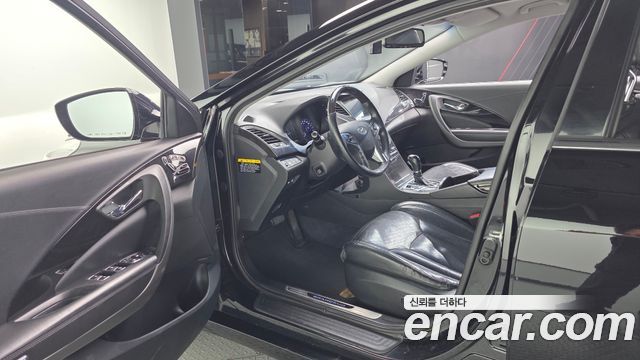 Hyundai Grandeur 2015 — photo 13