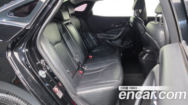 Hyundai Grandeur 2015 — photo 18