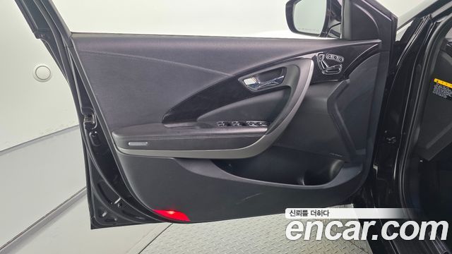 Hyundai Grandeur 2015 — photo 14