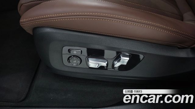 BMW X5 2026 — photo 28