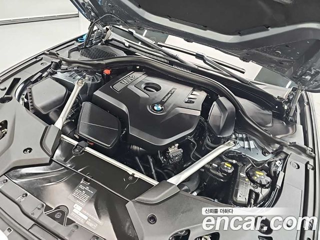 BMW 5-Series 2019 — photo 5
