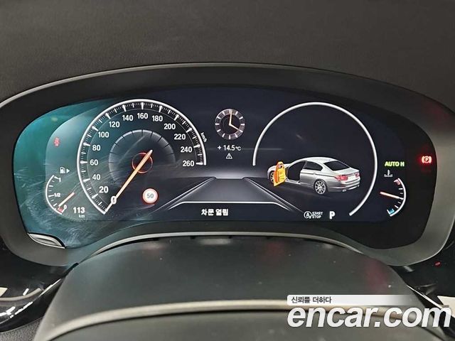 BMW 5-Series 2019 — photo 6