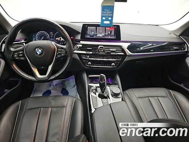 BMW 5-Series 2019 — photo 7