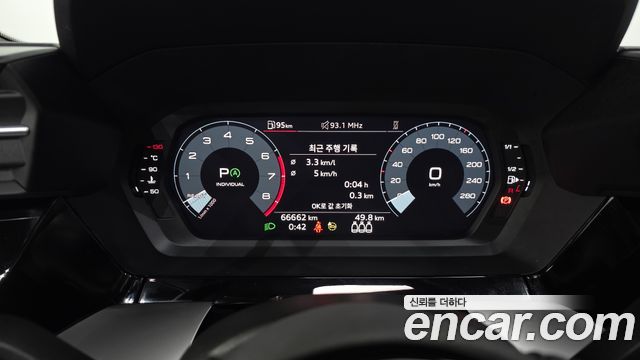 Audi A3 2023 — photo 11