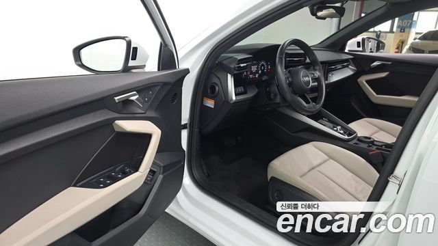 Audi A3 2023 — photo 13