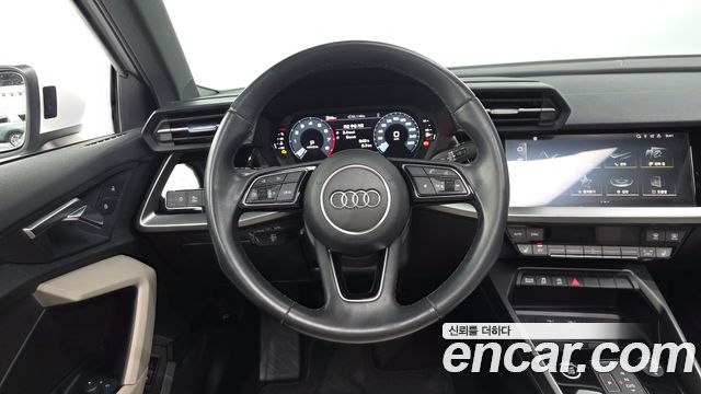 Audi A3 2023 — photo 18