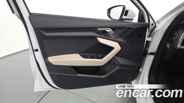 Audi A3 2023 — photo 14