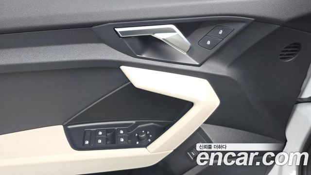 Audi A3 2023 — photo 28