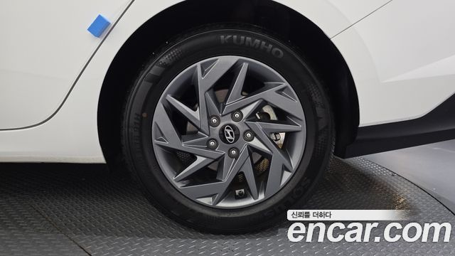 Hyundai AVANTE 2024 — photo 7