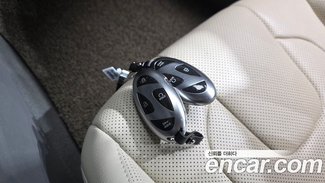 Hyundai AVANTE 2024 — photo 32