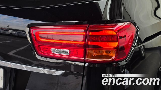 Kia Canival 2020 — photo 9