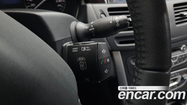 Renault Korea SM5  2010 — photo 19