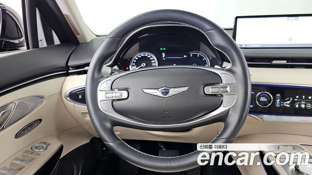 Genesis GV70 2023 — photo 19