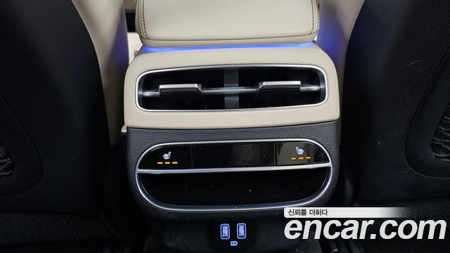 Genesis GV70 2023 — photo 25