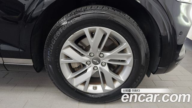 Genesis GV70 2023 — photo 7