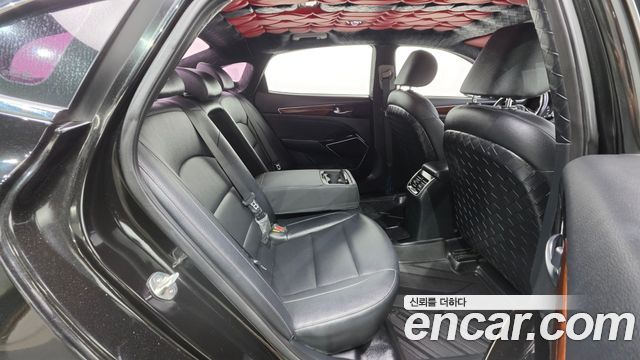 Kia K7 2017 — photo 19