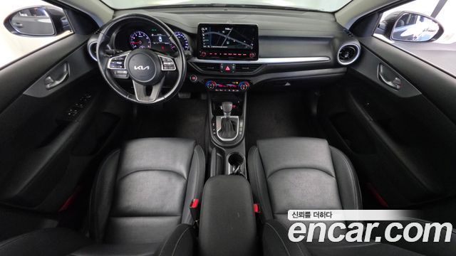 Kia K3 2022 — photo 10
