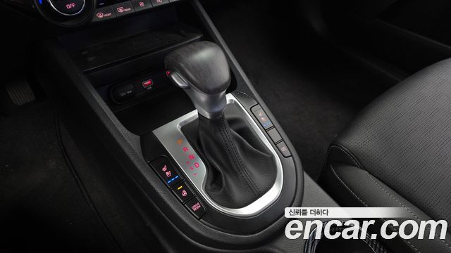 Kia K3 2022 — photo 12