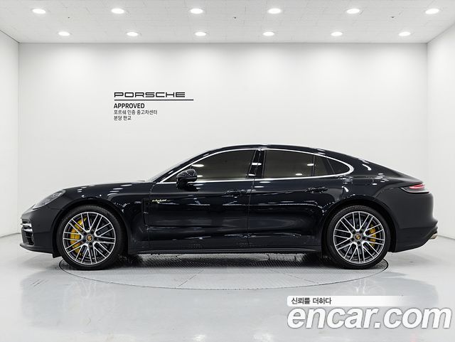 Porsche Panamera 2023 — photo 6