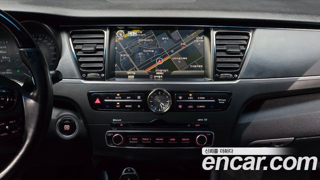 Kia K9 2014 — photo 24
