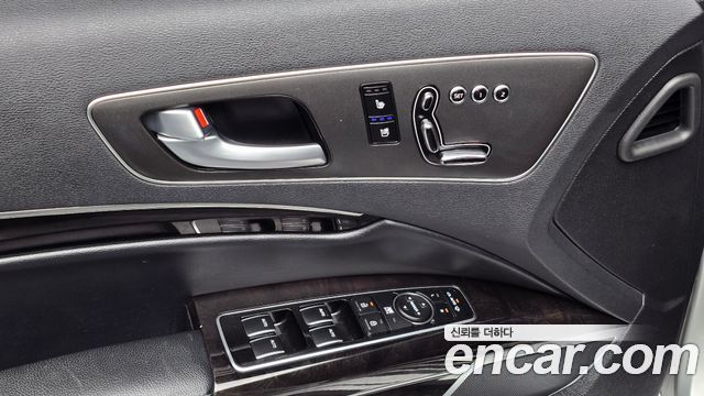 Kia K9 2014 — photo 25