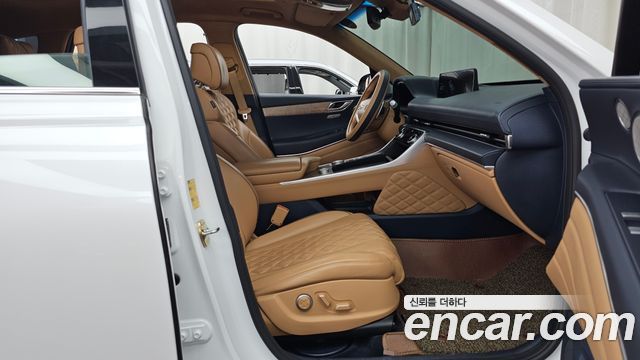 Genesis GV80 2020 — photo 17