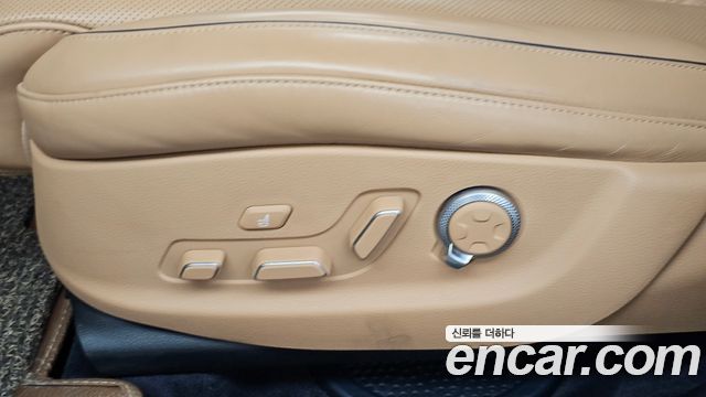 Genesis GV80 2020 — photo 16