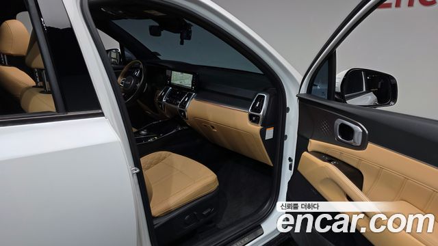Kia Sorento 2023 — photo 17