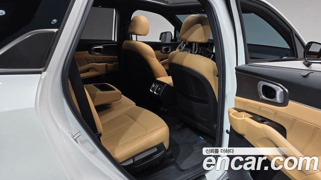 Kia Sorento 2023 — photo 18