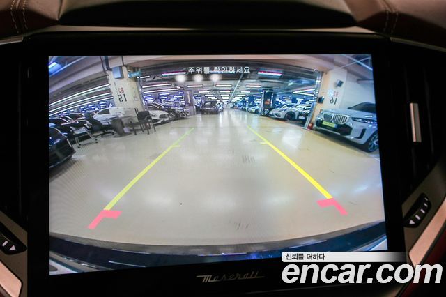 Maserati Ghibli 2021 — photo 9